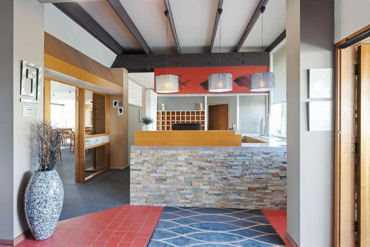 Black Dolphin Motel & Apartments Меримбула Екстериор снимка