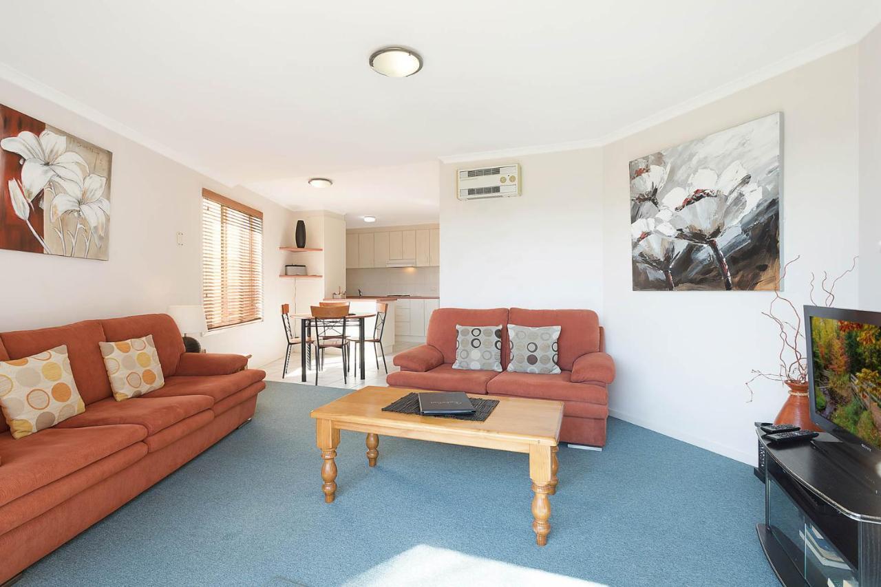 Black Dolphin Motel & Apartments Меримбула Екстериор снимка